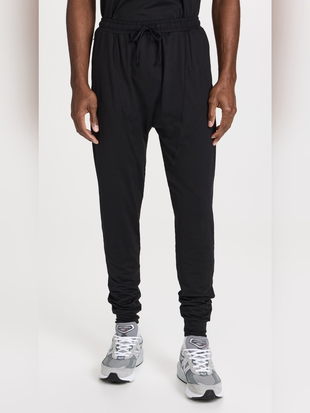 ALO Mens Yoga Conquer Revitalize Pants SIZE XLarge Color Black.